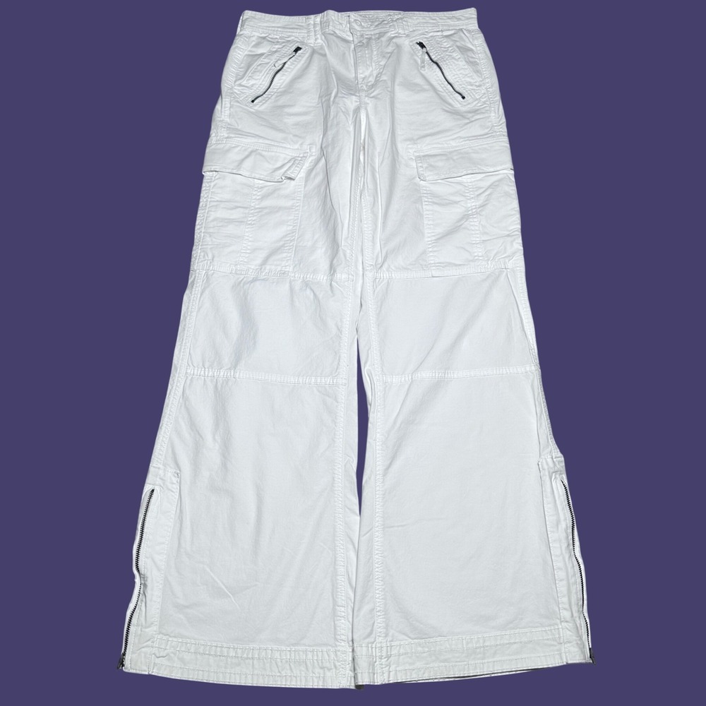 American Eagle Low Rise Baggy Flare Cargo Pants Womens 6 Ankle Zip Utility White